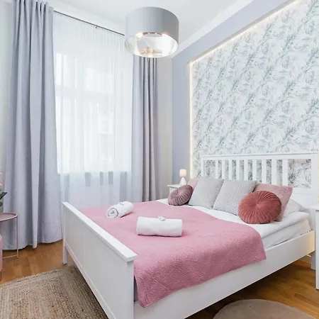 Sweet Family Chodkiewicza Rondo Grzegórzeckie By Renters