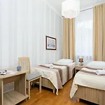 Sweet Family Chodkiewicza Rondo Grzegorzeckie By Renters Apartment *
